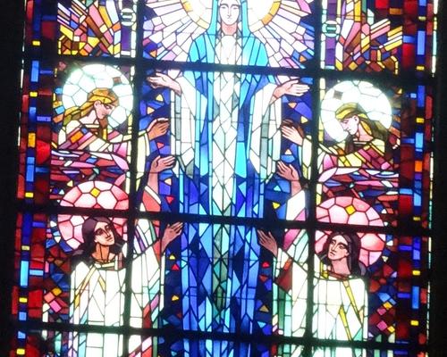 vitrail de ND de l'Assomption