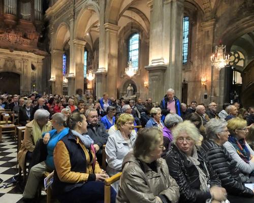 2019-05-10 Natasha St Pier a la cathedrale (5)