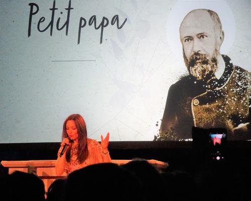 2019-05-10 Natasha St Pier a la cathedrale (17)