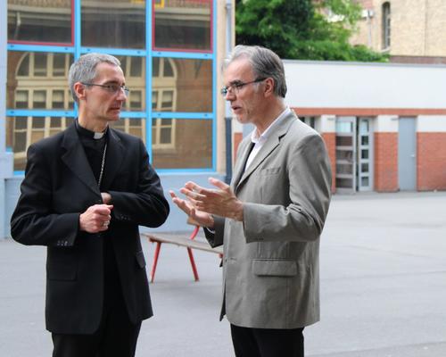 1905_Mgr Dollmann  rencontre les confirmands 15