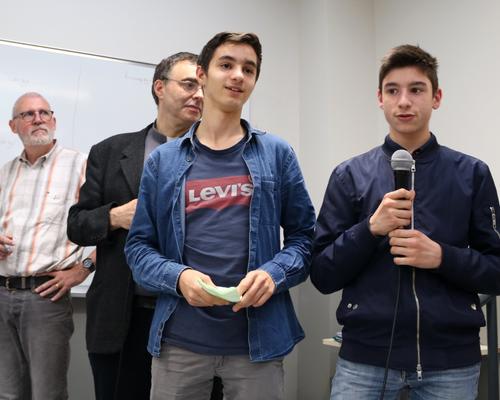 1905_Mgr Dollmann  rencontre les confirmands 70
