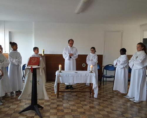 servants autel juillet19 4
