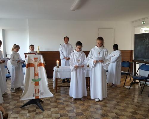 servants autel juillet19 7