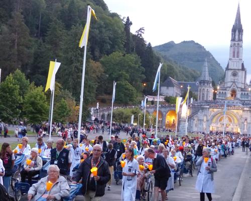 procession-flambeaux-lourdes-20.08.2019 15