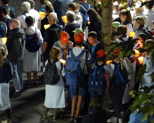 procession-flambeaux-lourdes-20.08.2019 36