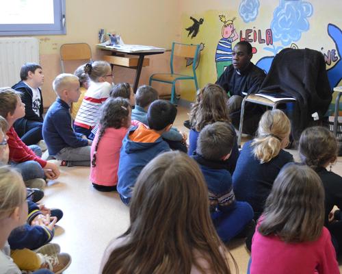 mois missionnaire école