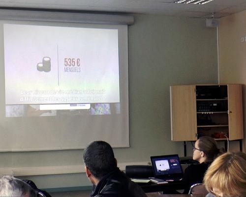 Revenu médian des Français : 1730€. Revenu médian des personnes accueillies au S.C : 535€
