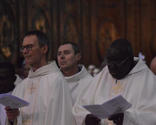ordinations diaconales (permanent) 63