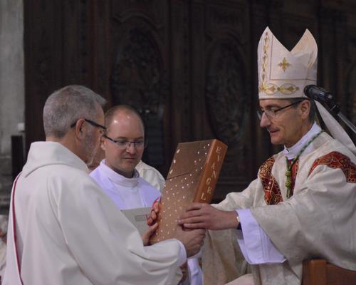 ordinations diaconales (permanent) 68