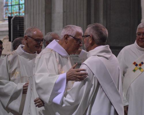 ordinations diaconales (permanent) 77