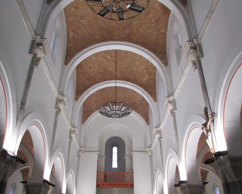 8- la nef depuis le choeur