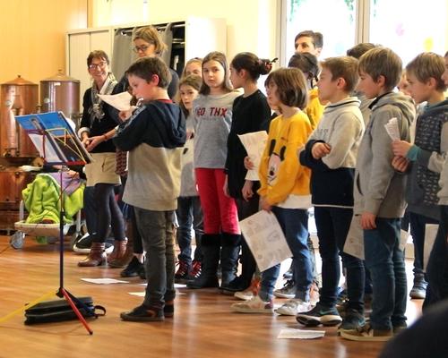 1912_Caté chante Noël Résidence MDV 15