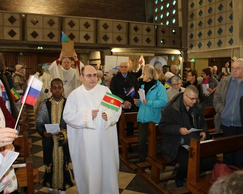 Messe des Nations 13