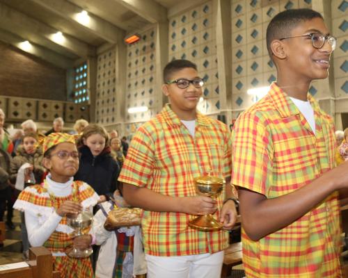 Messe des Nations 64