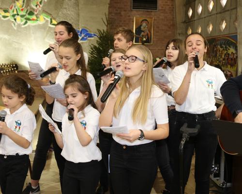 Messe des Nations 102