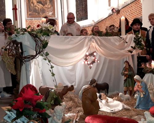Veillée et messe de la nativité à Bousies 45