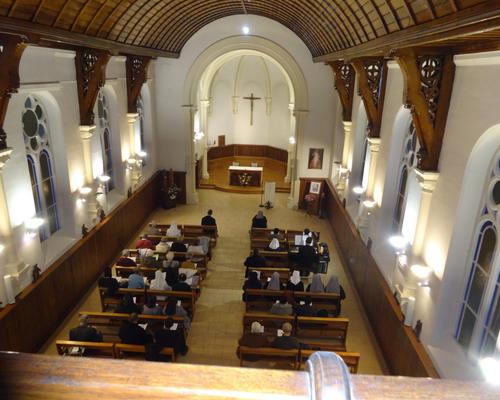 
Vêpres à la chapelle des Petites Sœurs des Pauvres