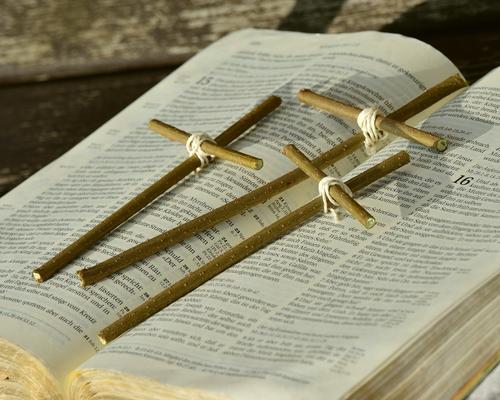 bible-2167783_1920