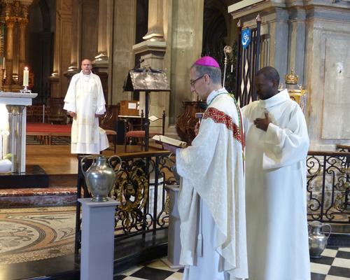 20200512-4-benediction-huiles (2)