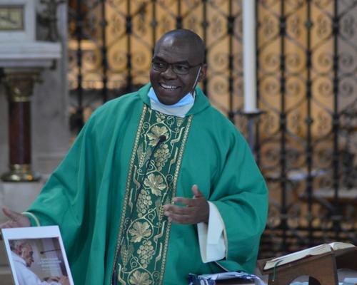 Père Charles Nkourissa