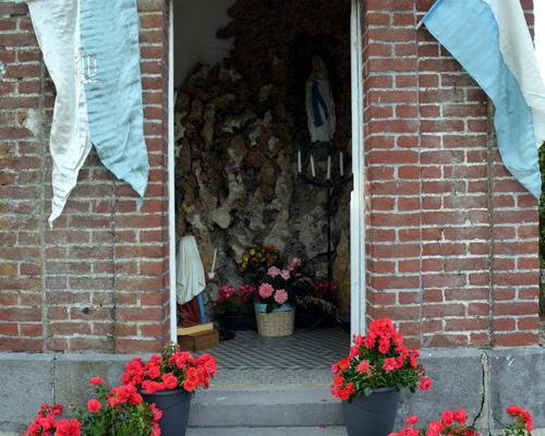 La Vierge Marie aux Etoquies 8