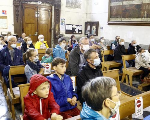 Tous attentifs aux explications ....