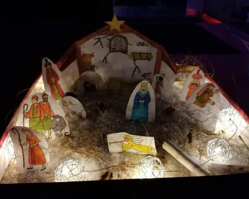 La crèche de Maëlle, dans l'obscurité