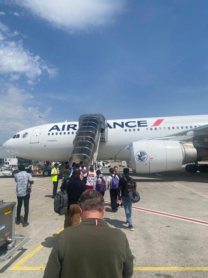 aeroport embarquement
