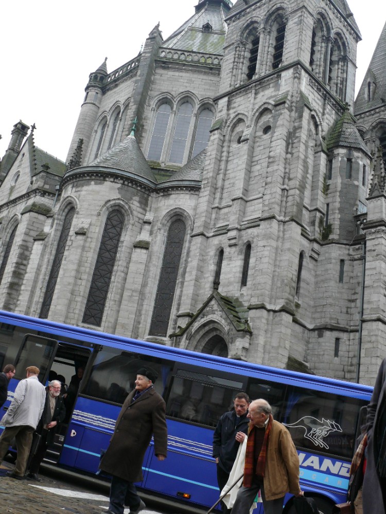 arrivee du bus a Bonsecours