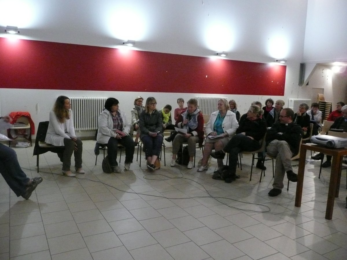 ASSEMBLEE CATECHESE 14 10 07 (37)