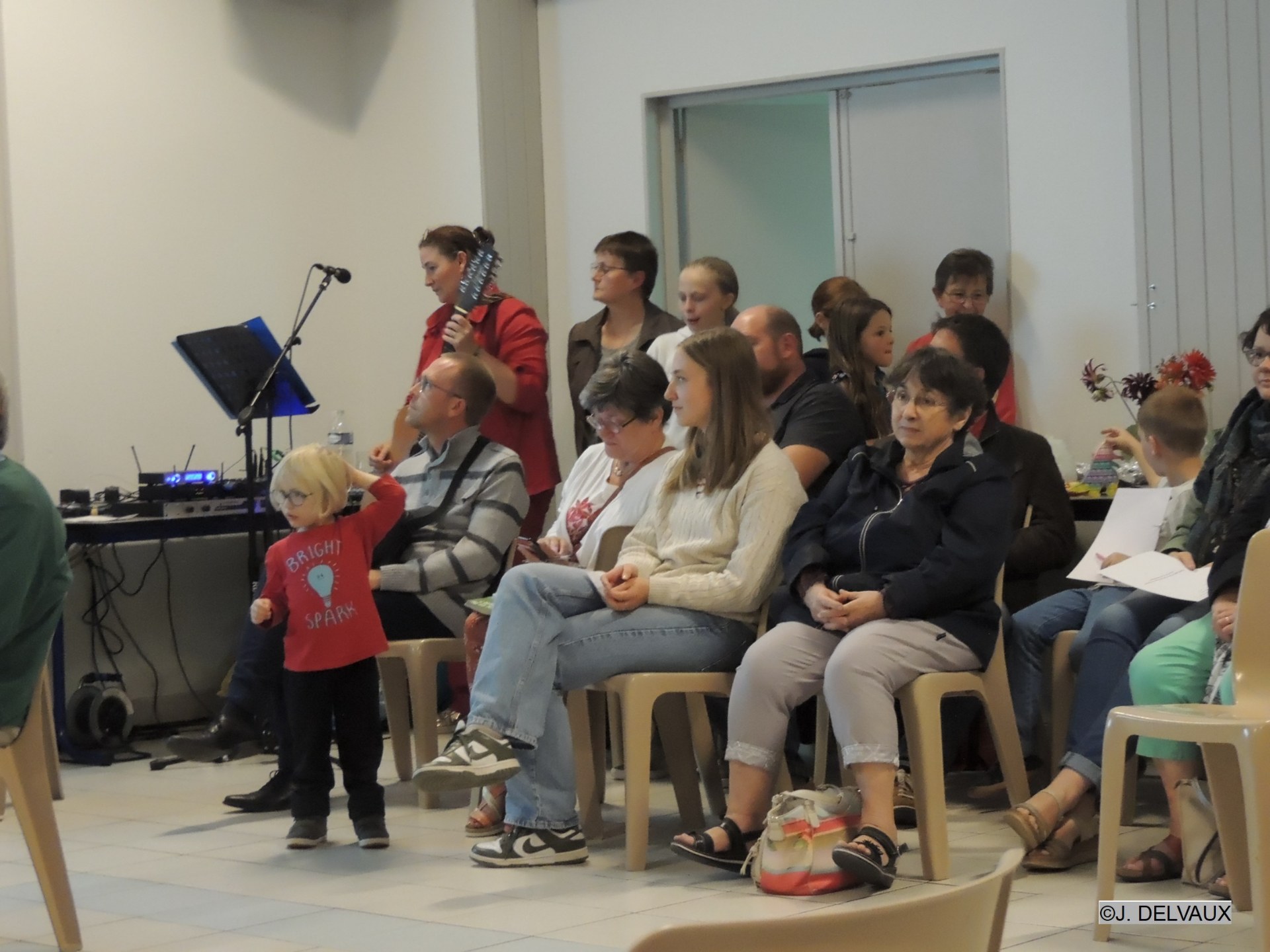 Assemblee paroissiale Sainte-Anne (49)