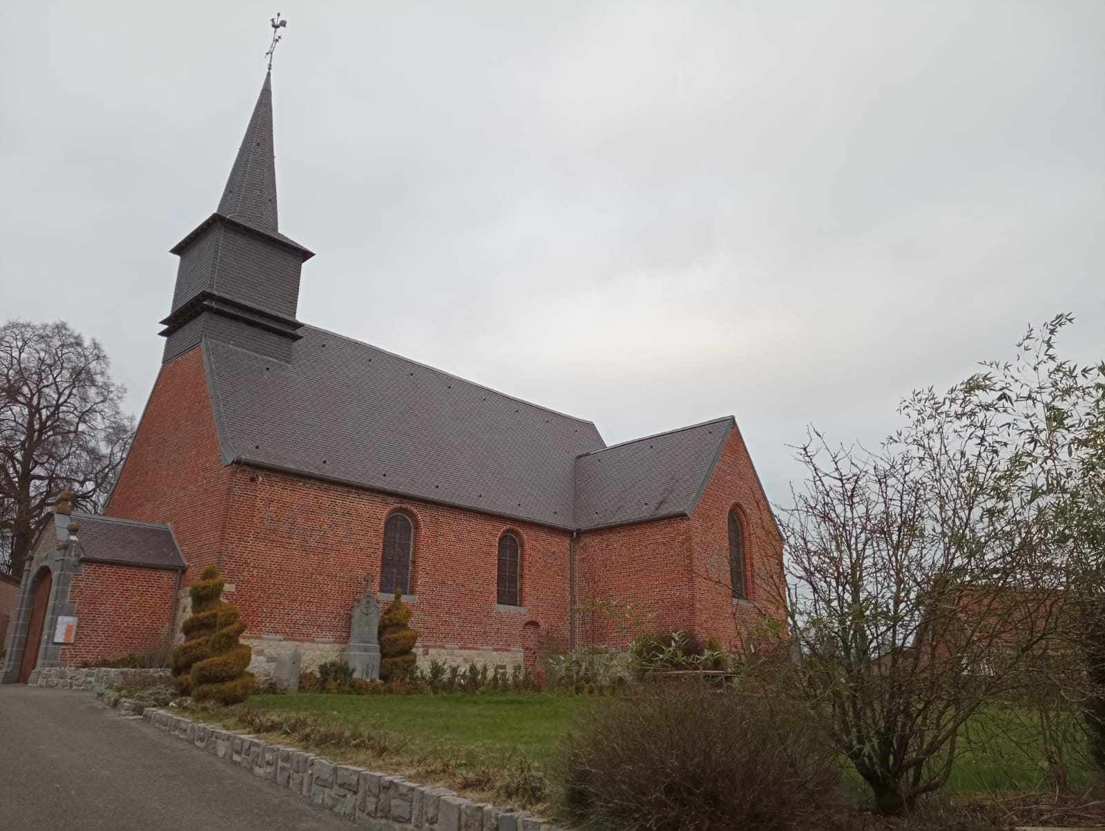 Beaurepaire chemin de croix 2