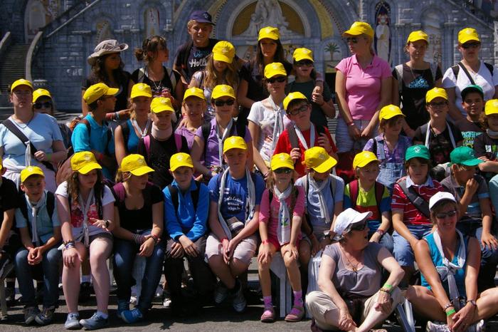 casquettes jaunes 