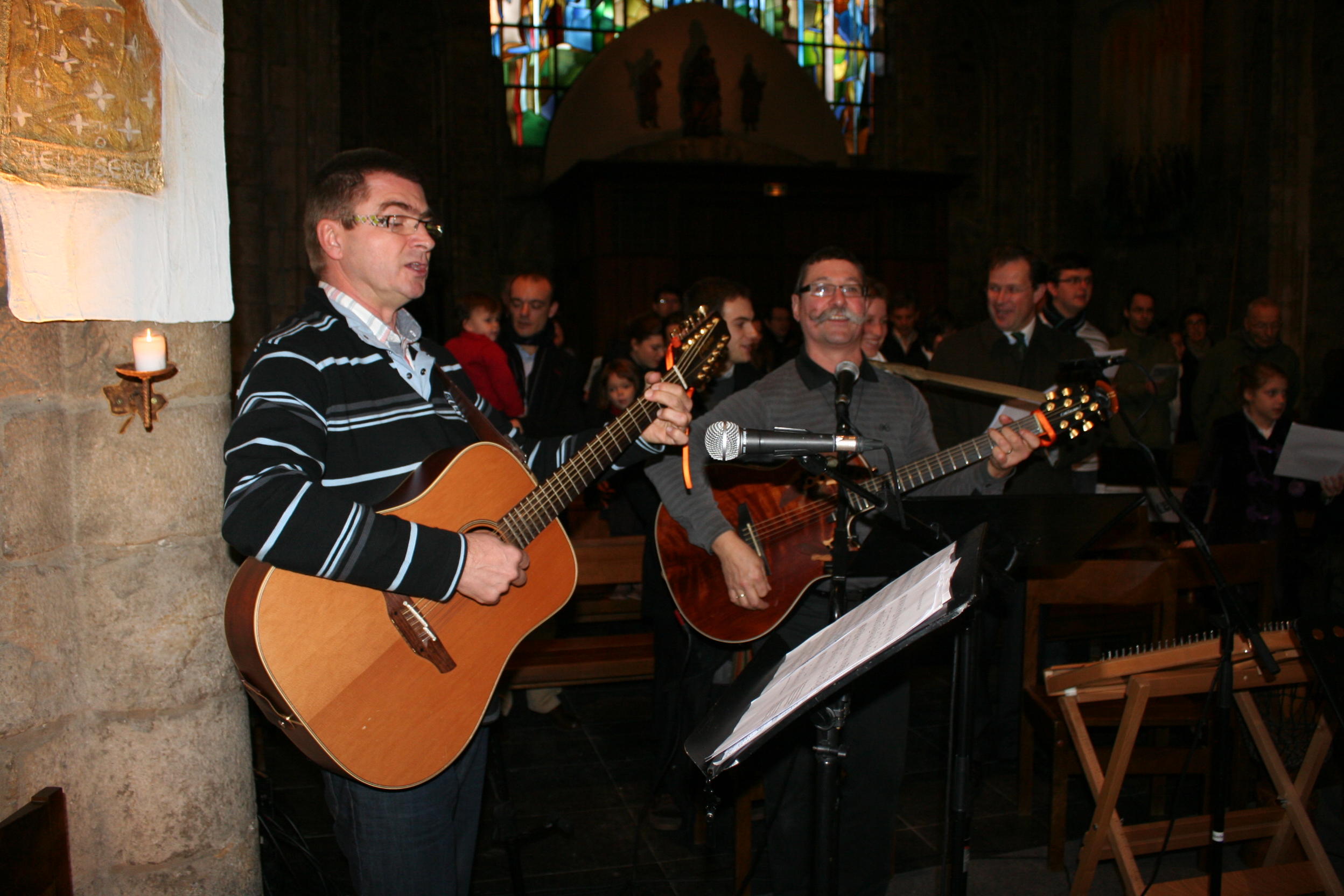 Eric et Bertrand à la guitare!