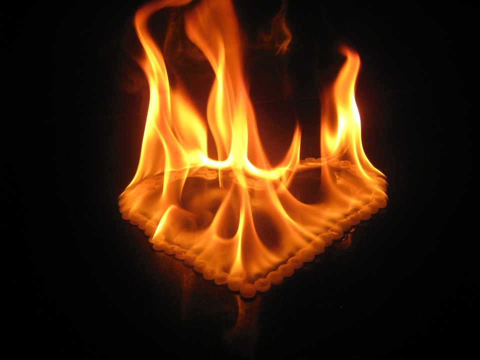cœur brûlant fire-166421_960_720 PDPics de Pixabab