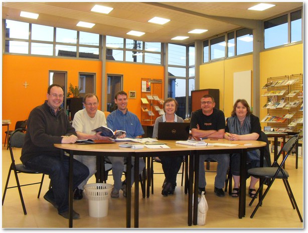 De gauche à droite : Yannick Lemaire, Eric Hautcoeur, Samuel Jette, Véronique Régent, Eric Danneels, Béatrice Waignier.