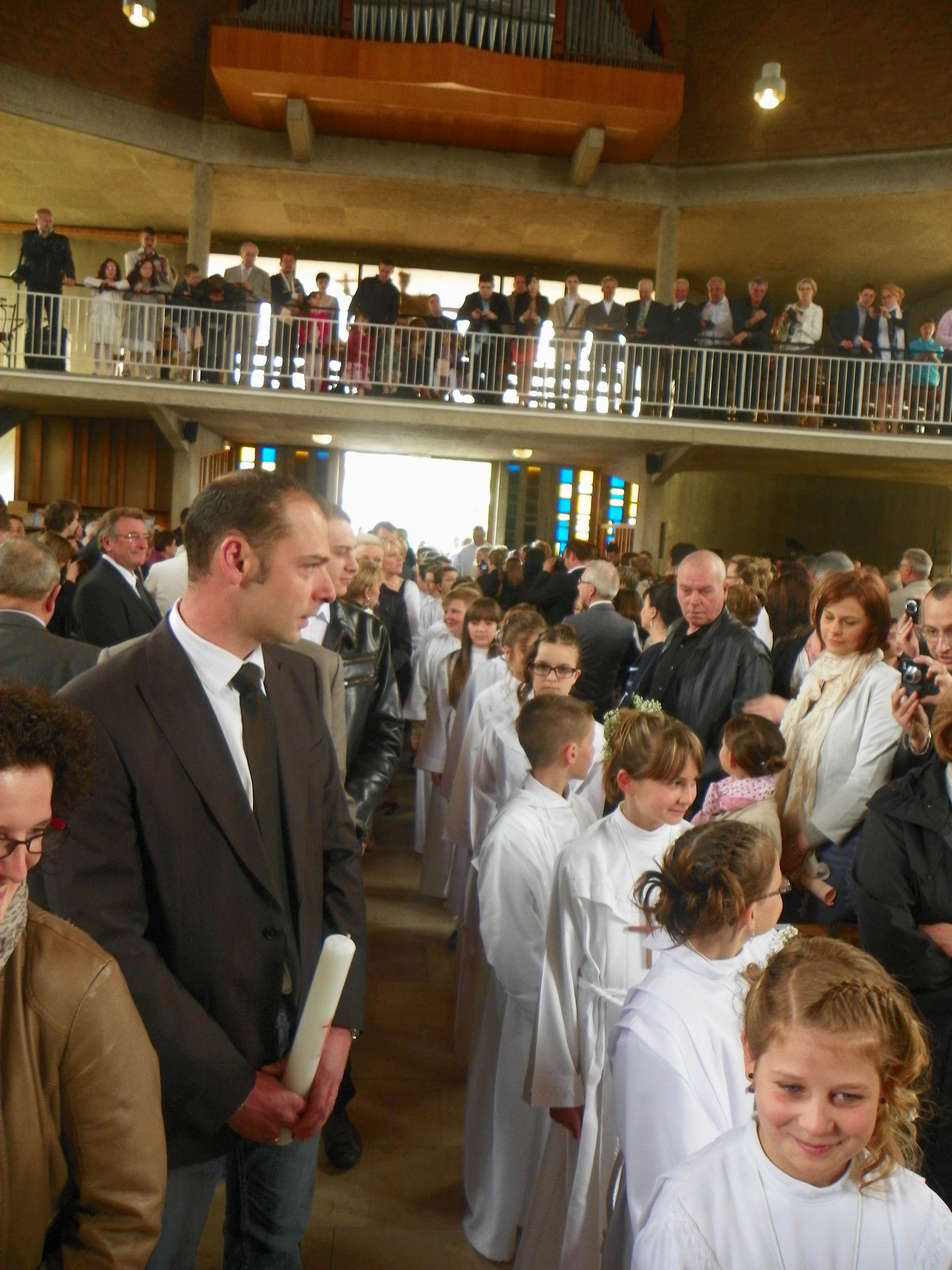 communion-Bouchain-mai2012 032