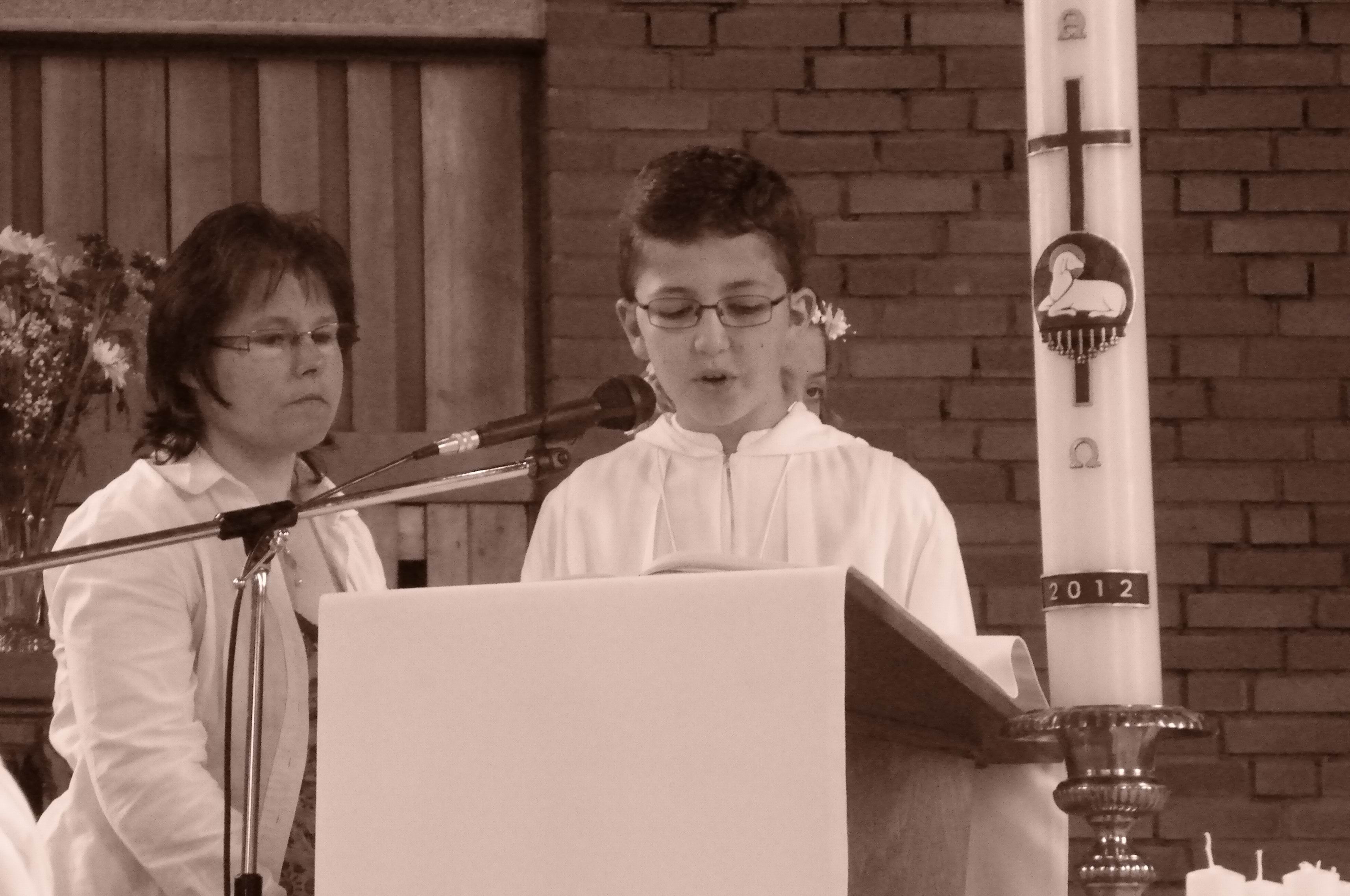 communion-Bouchain-mai2012 061