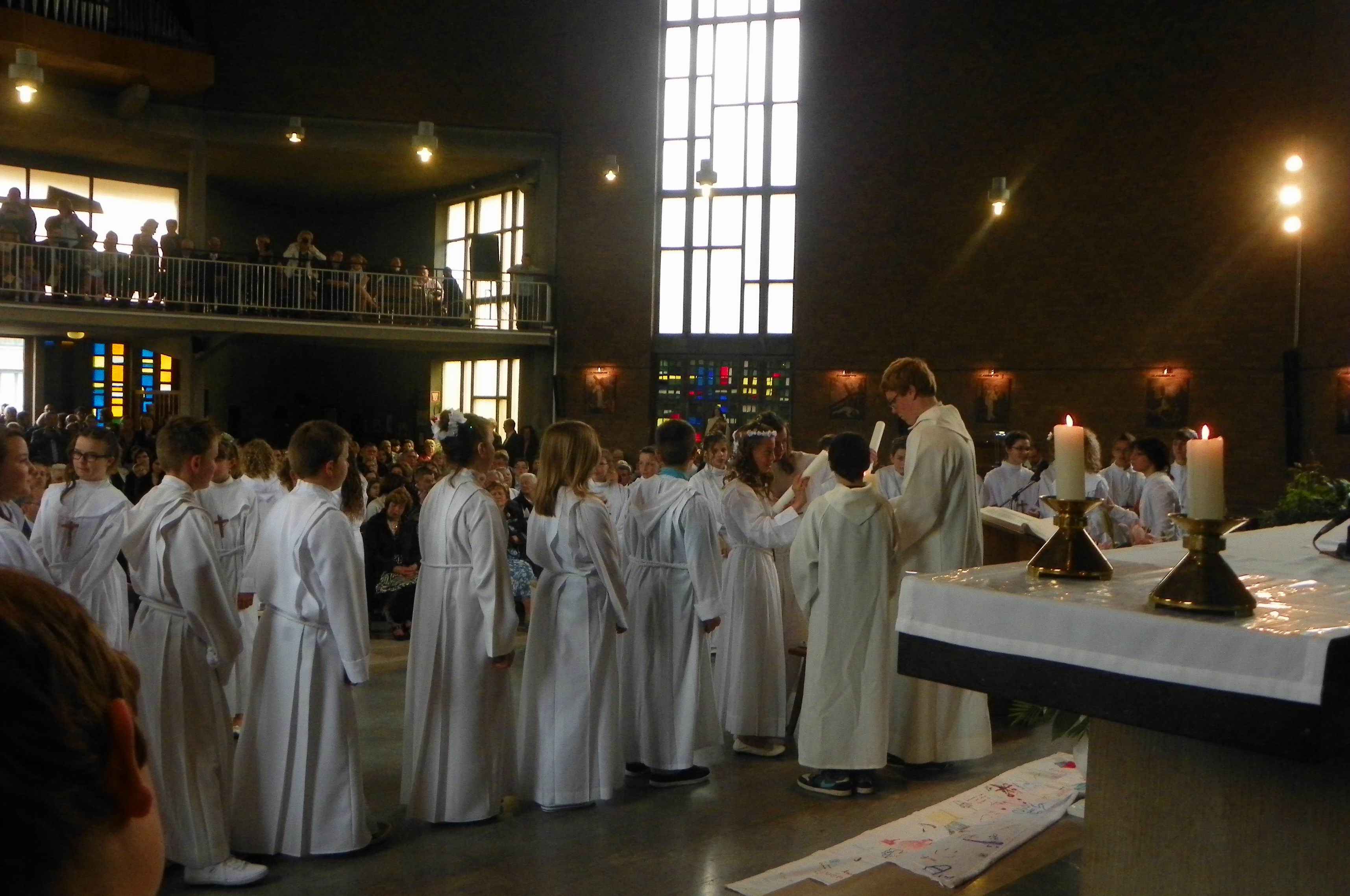 communion-Bouchain-mai2012 082