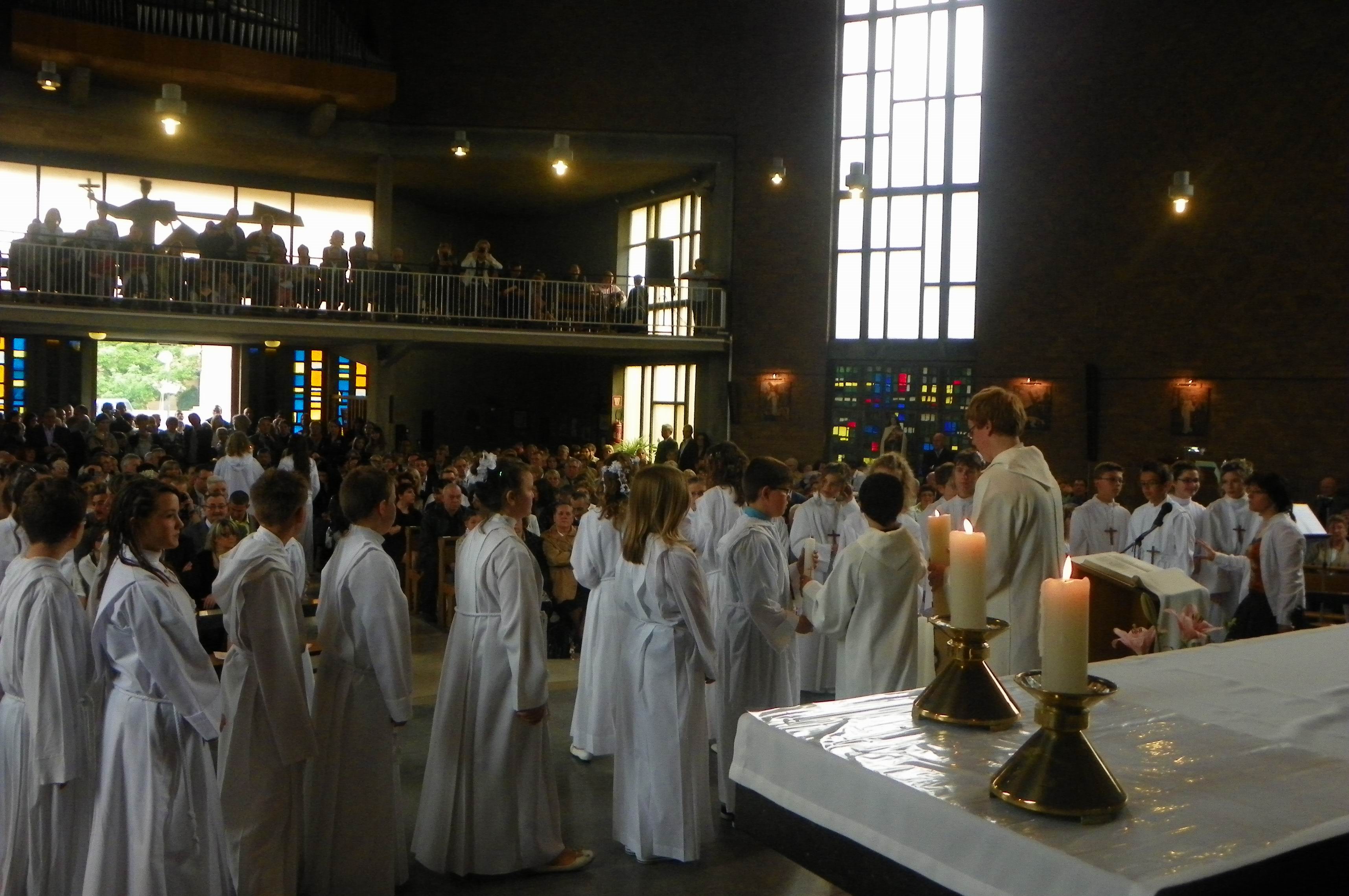 communion-Bouchain-mai2012 083