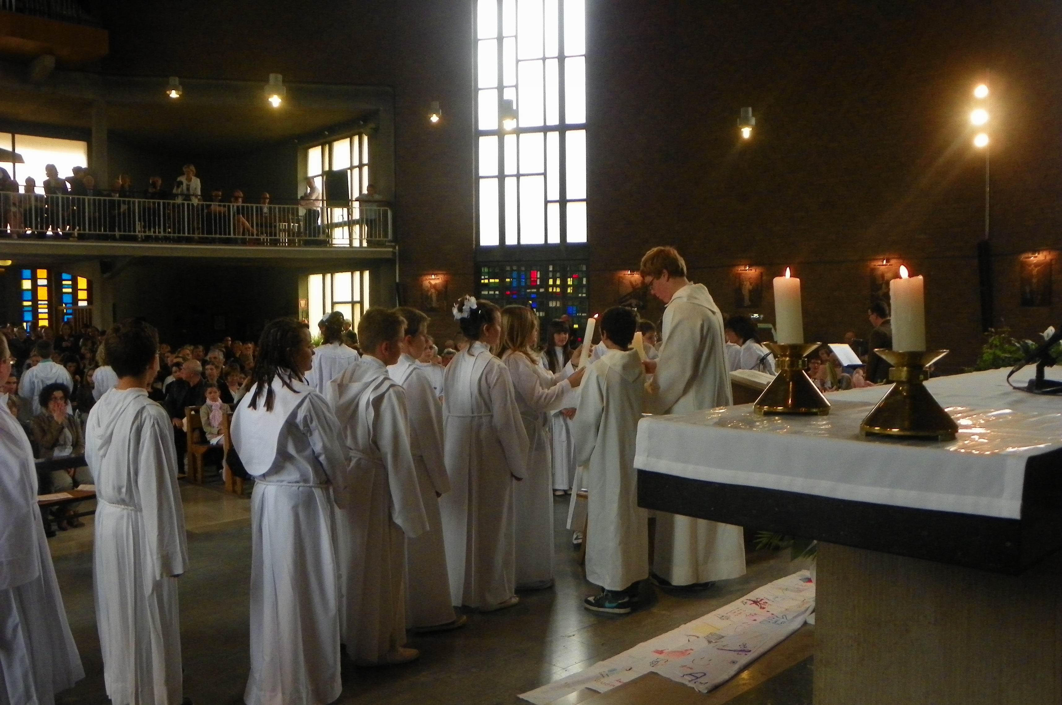 communion-Bouchain-mai2012 085