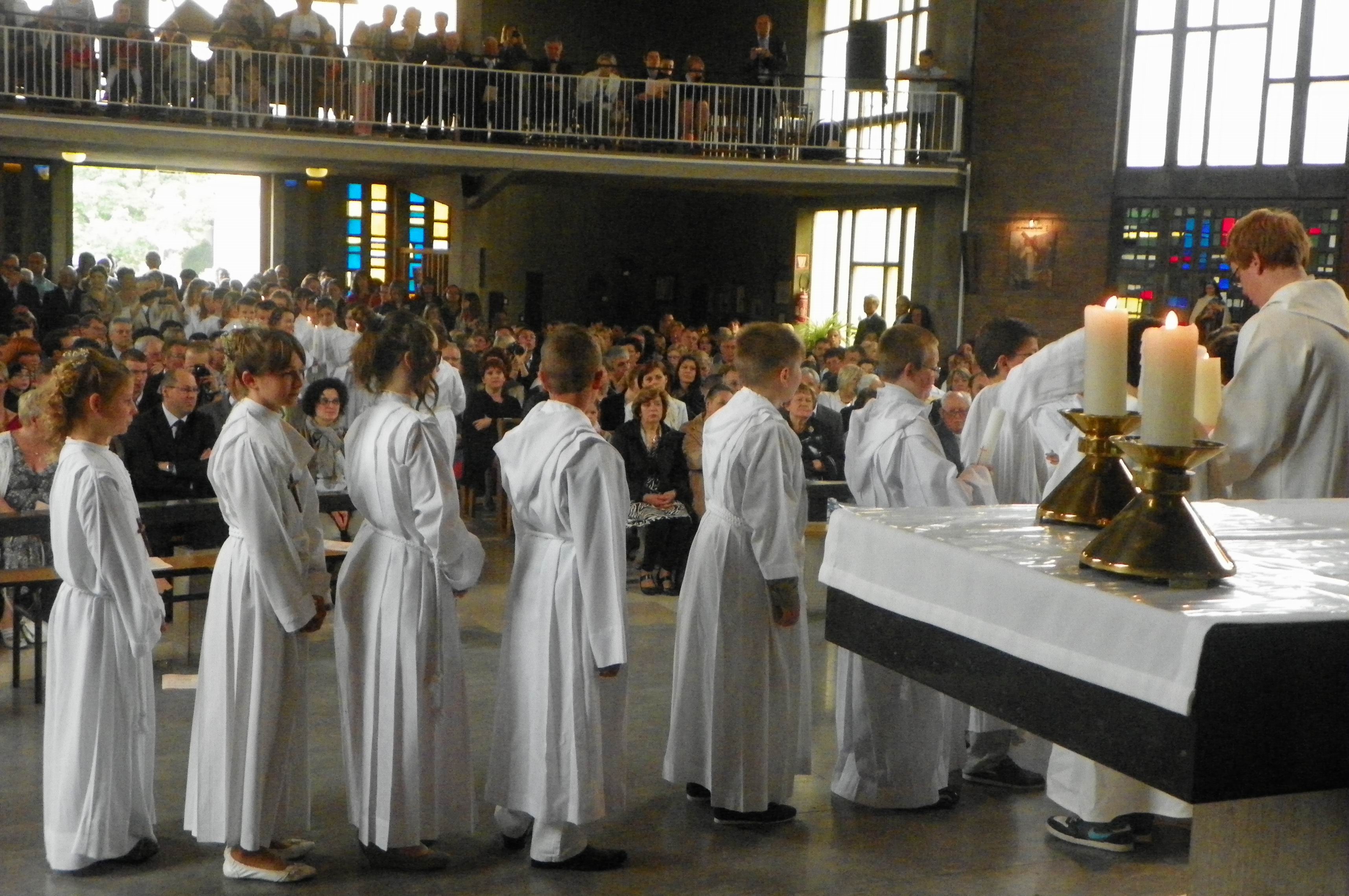 communion-Bouchain-mai2012 089