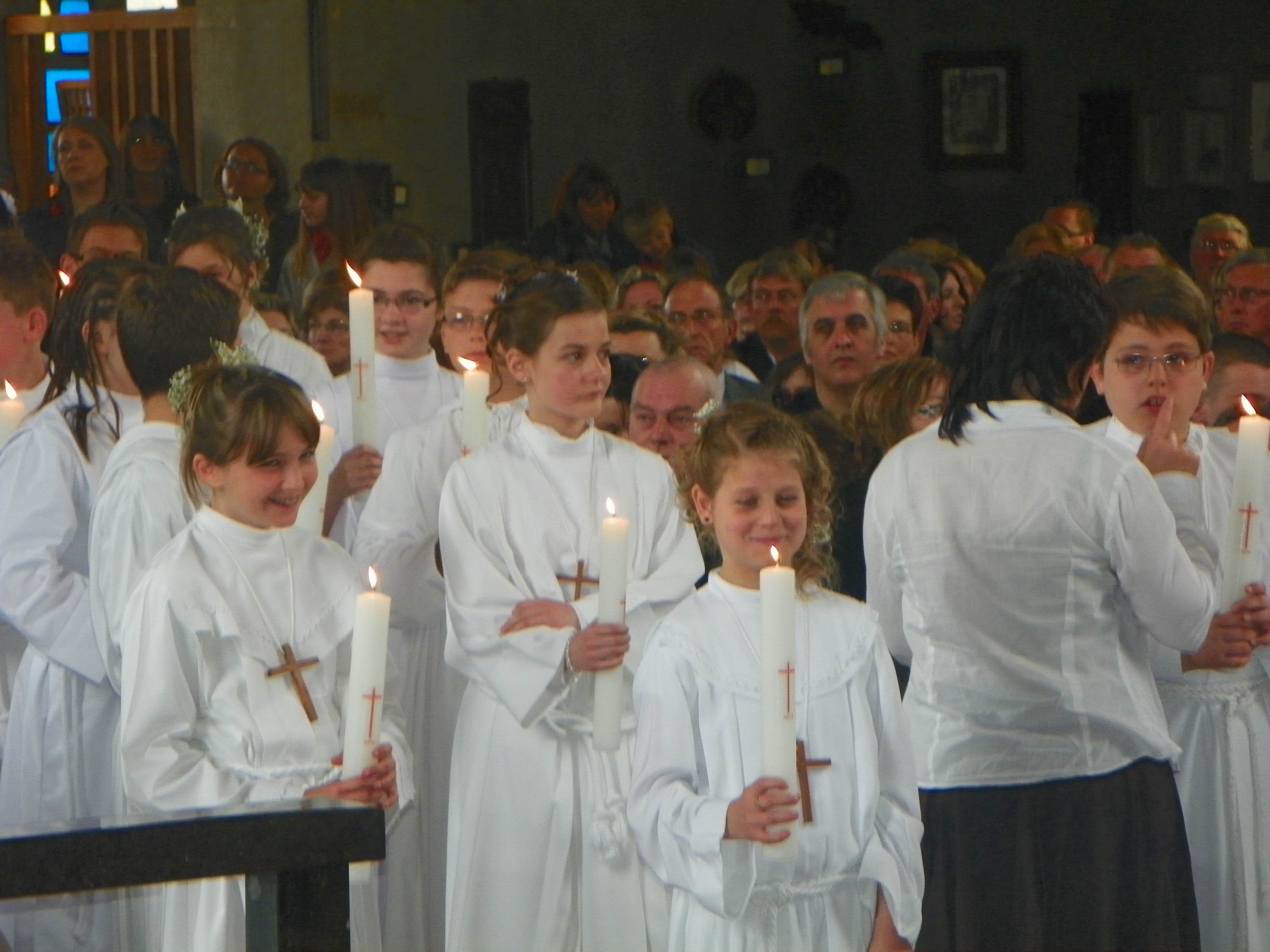 communion-Bouchain-mai2012 099