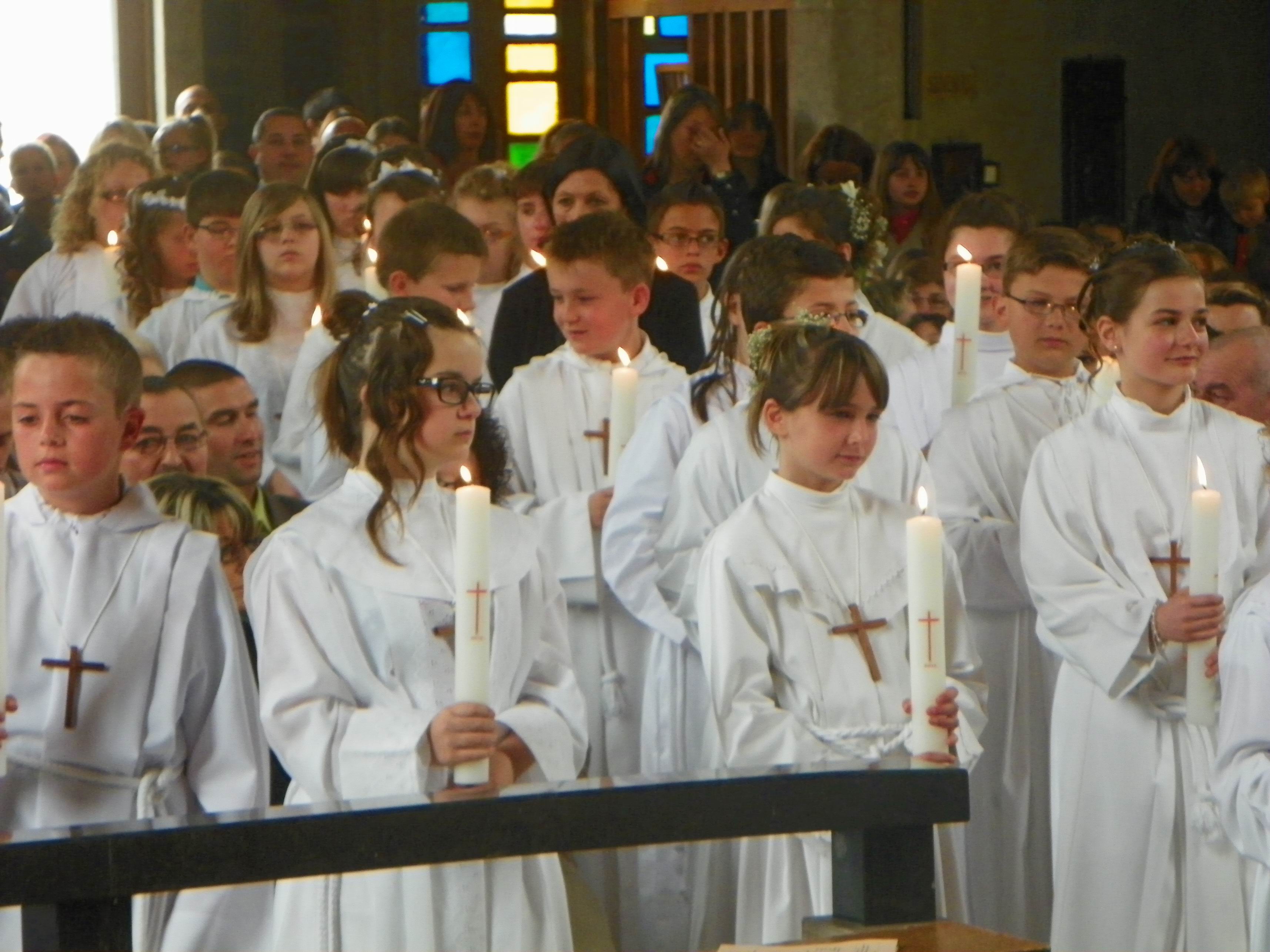 communion-Bouchain-mai2012 100