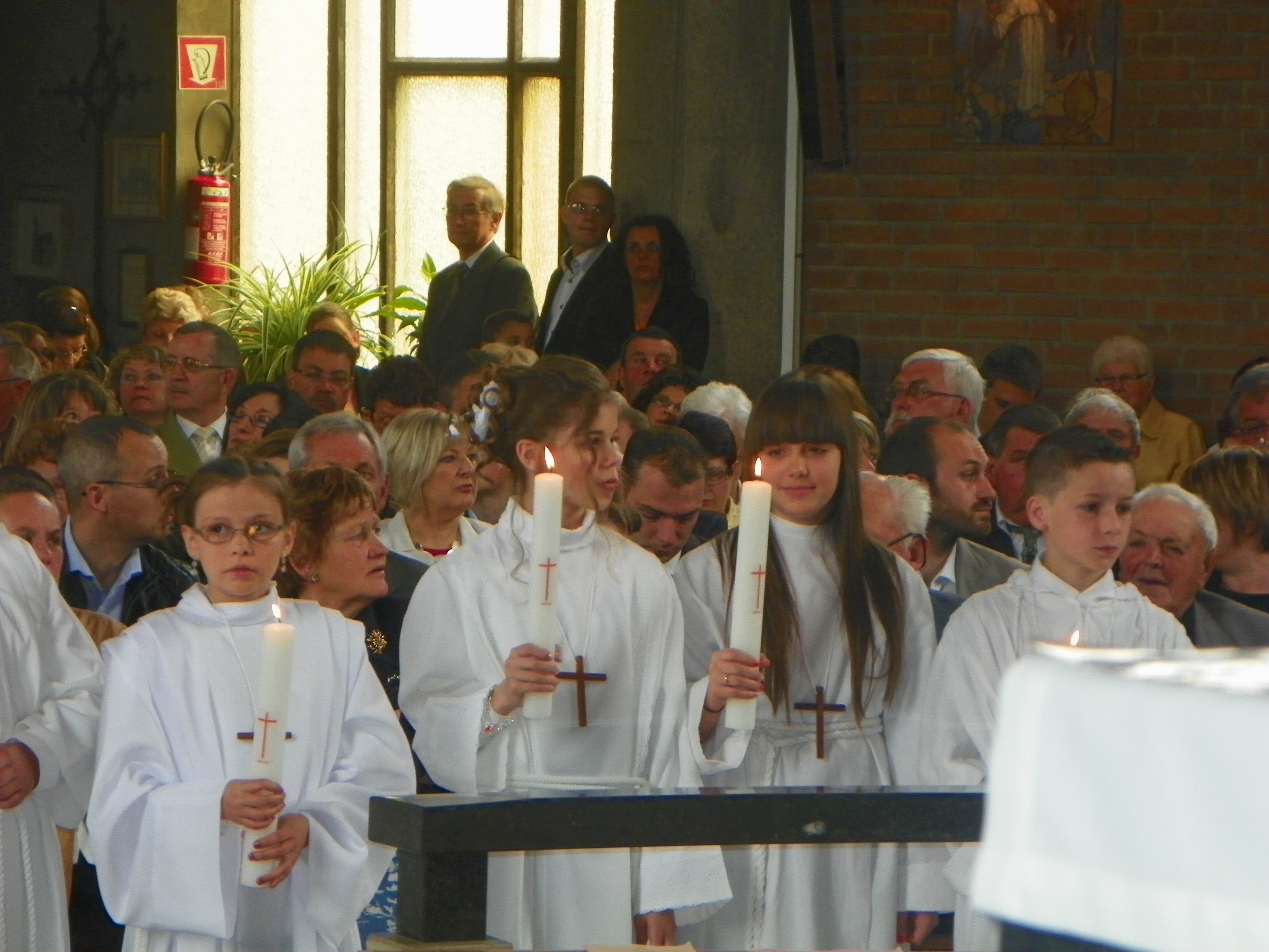 communion-Bouchain-mai2012 101