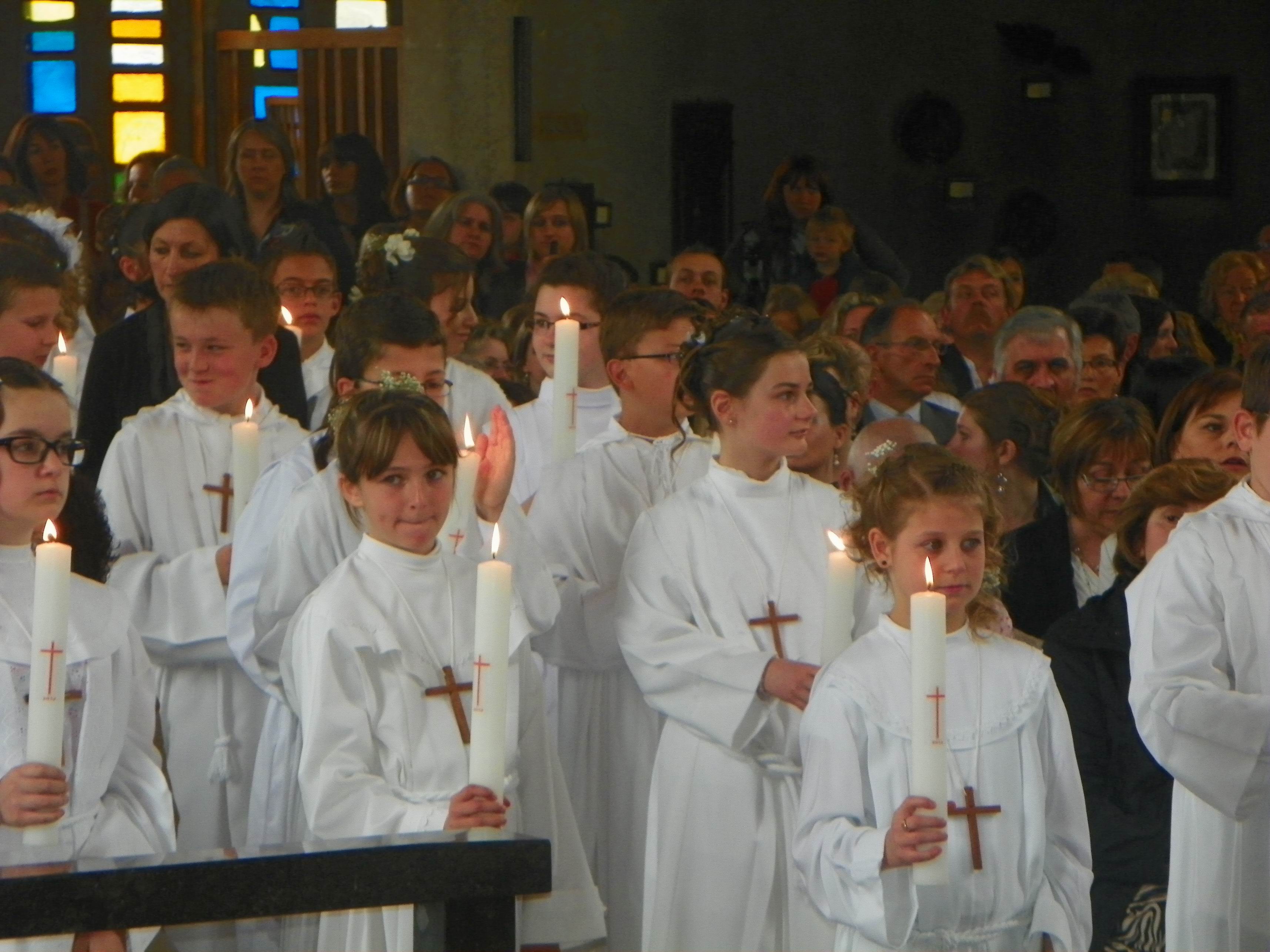 communion-Bouchain-mai2012 102