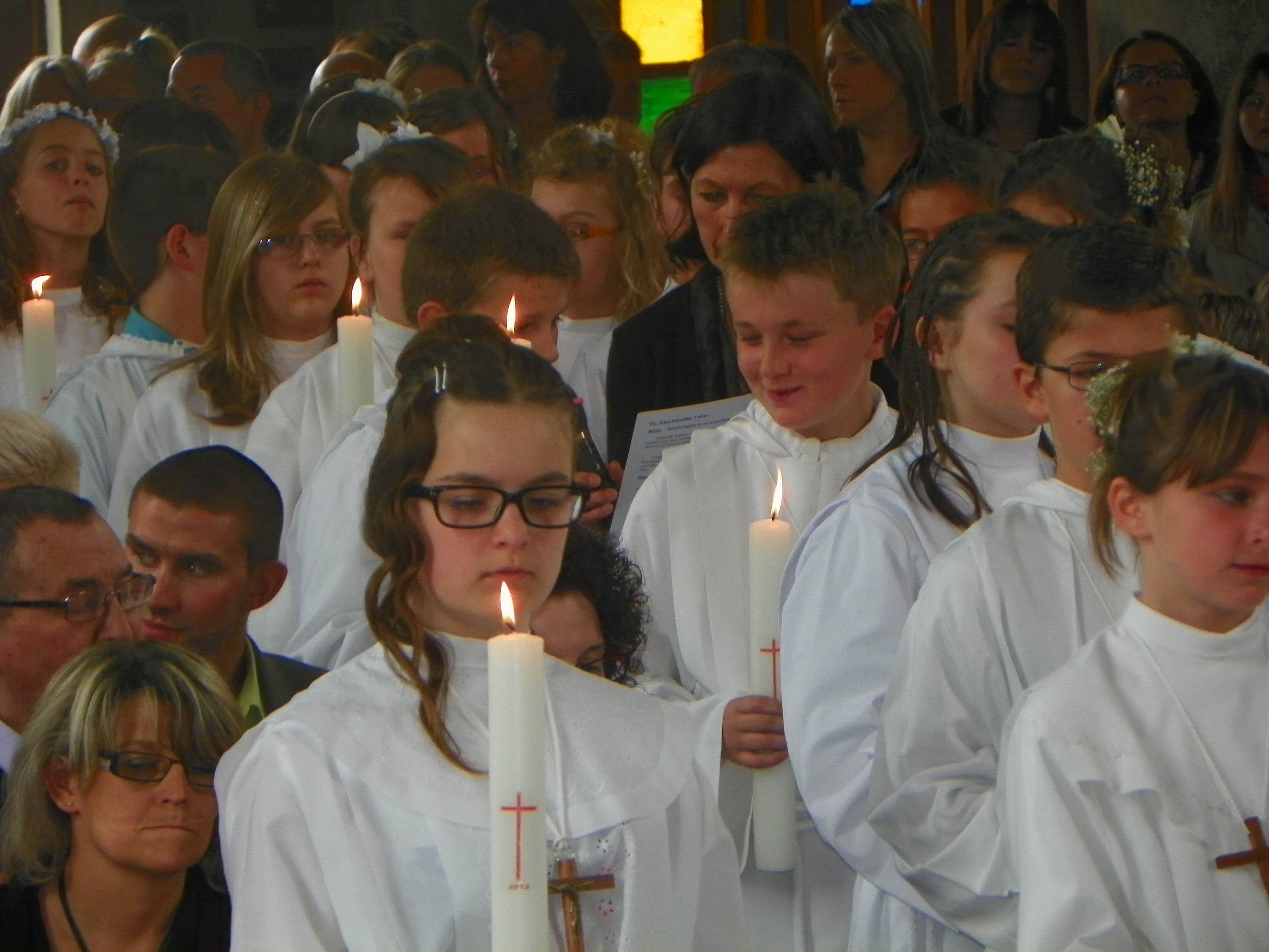 communion-Bouchain-mai2012 105