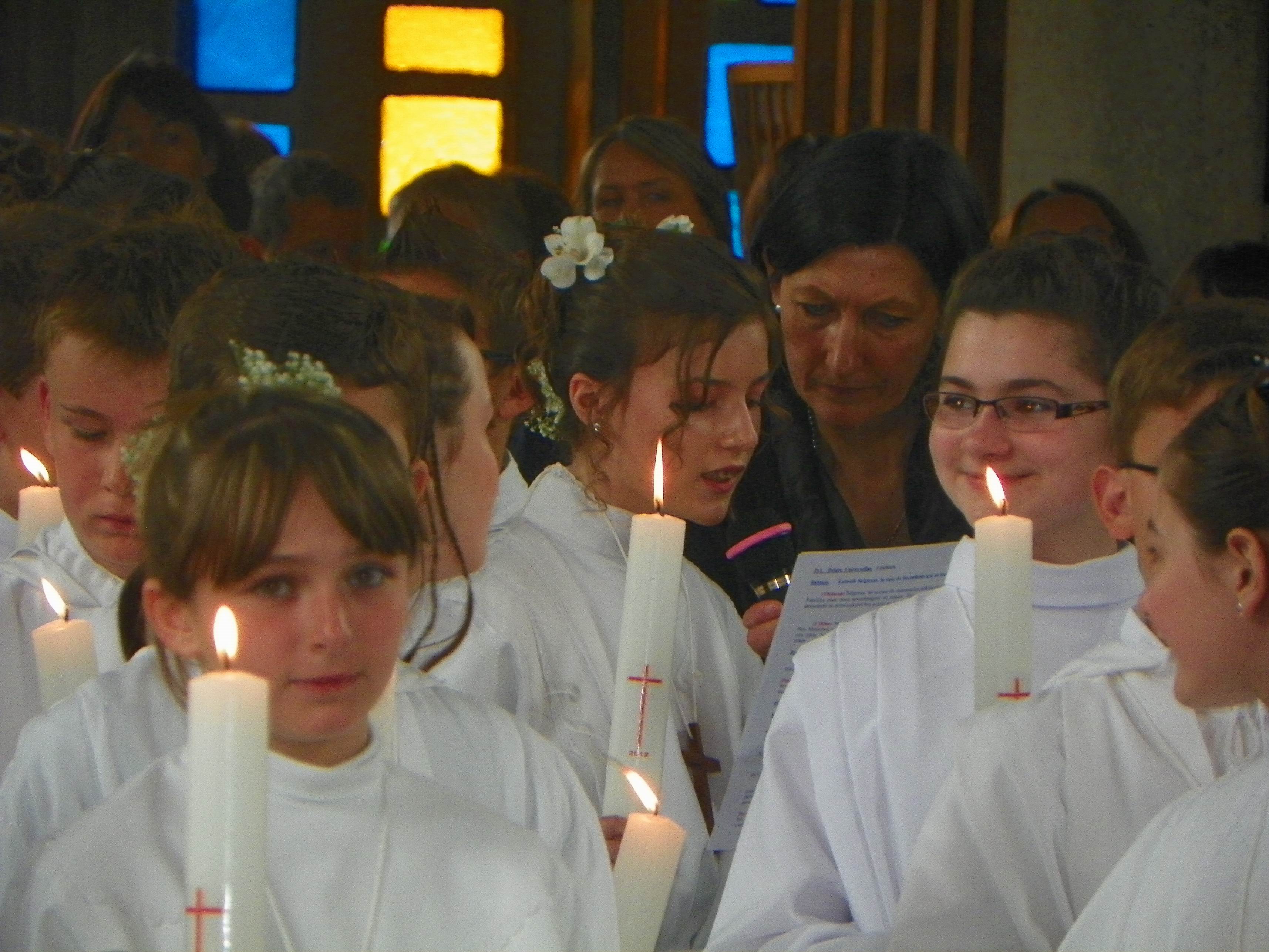 communion-Bouchain-mai2012 109