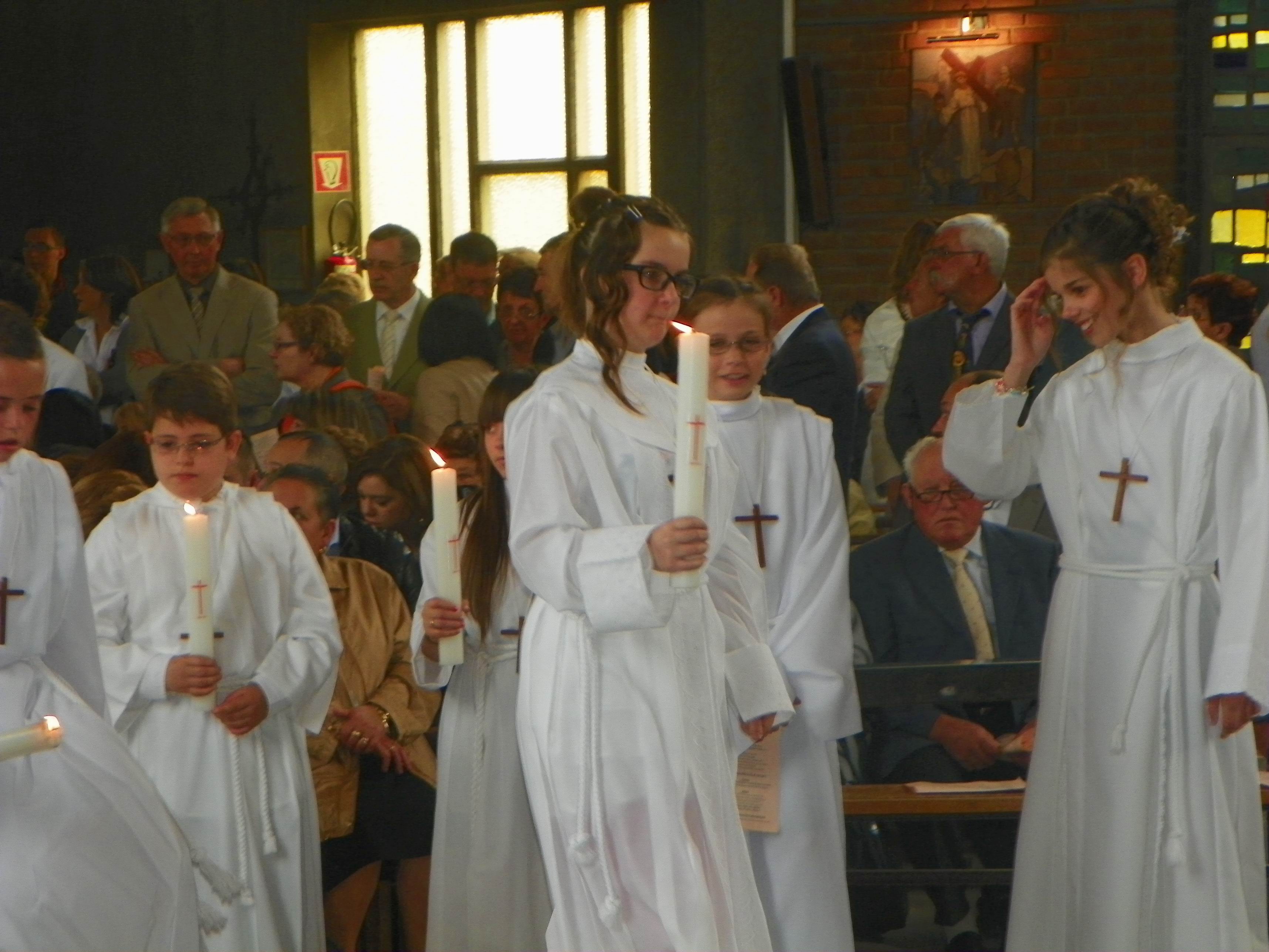 communion-Bouchain-mai2012 119