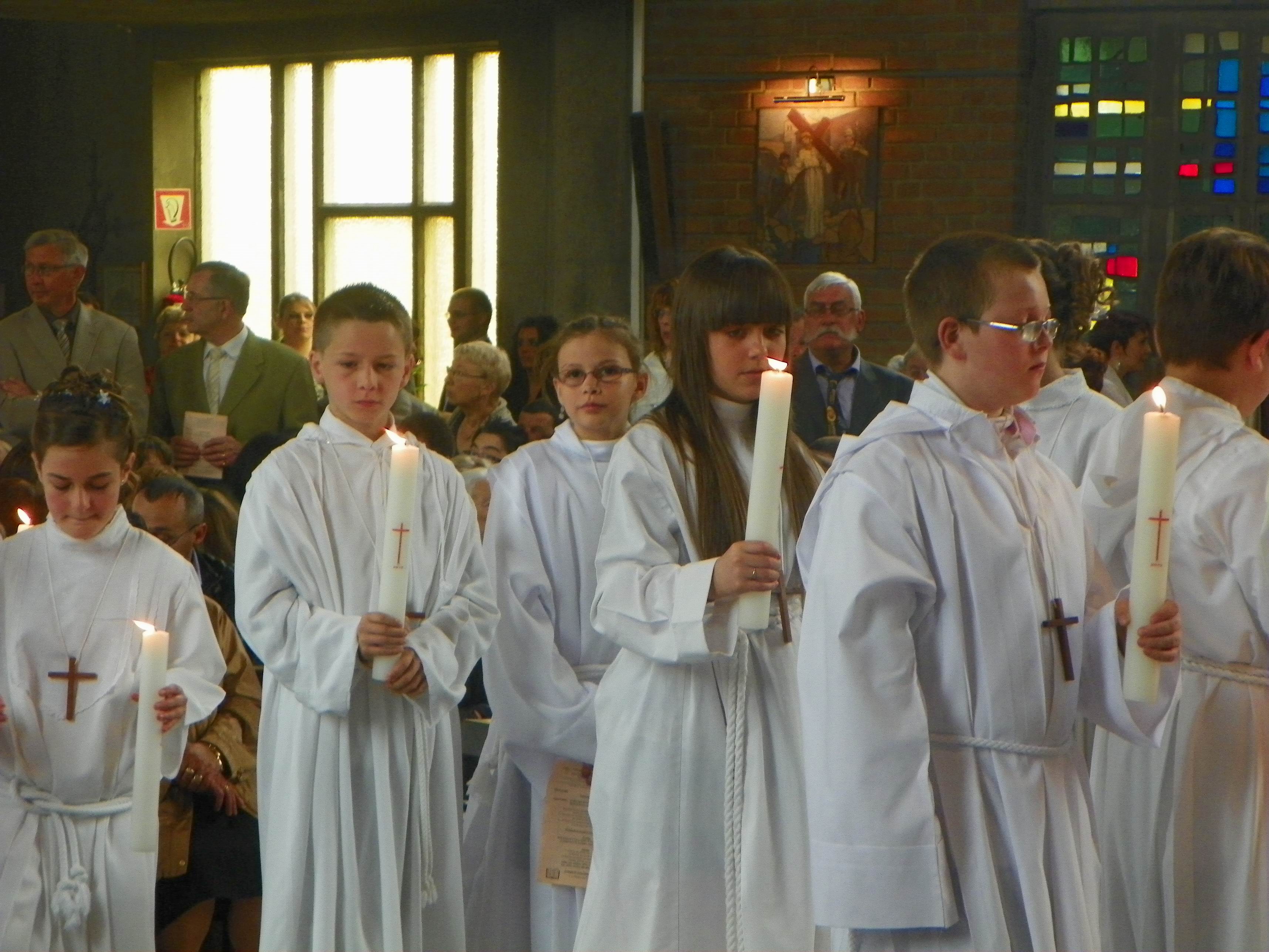 communion-Bouchain-mai2012 122